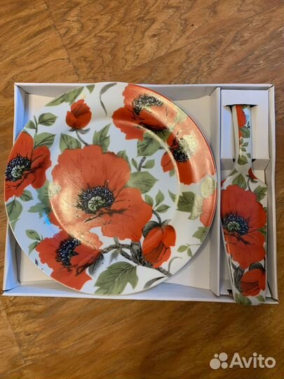 Блюдо для торта с лопаткой