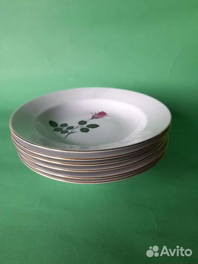 Винтажные глубокие суповые тарелки