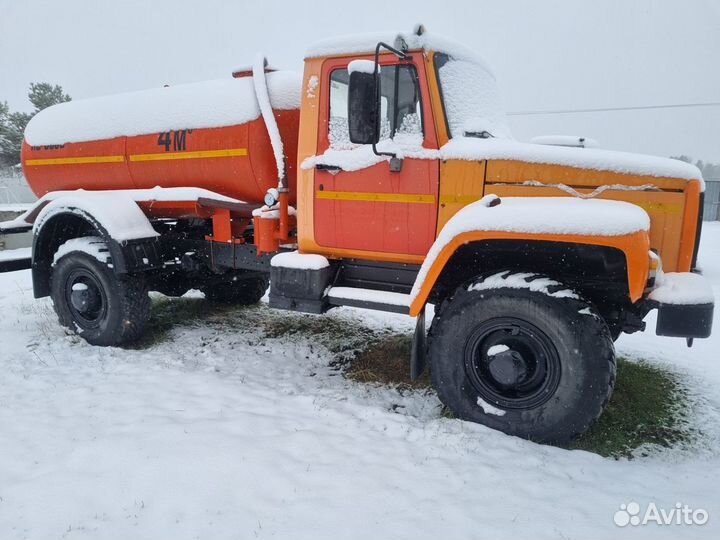 Ассенизатор вездеход газ 33081