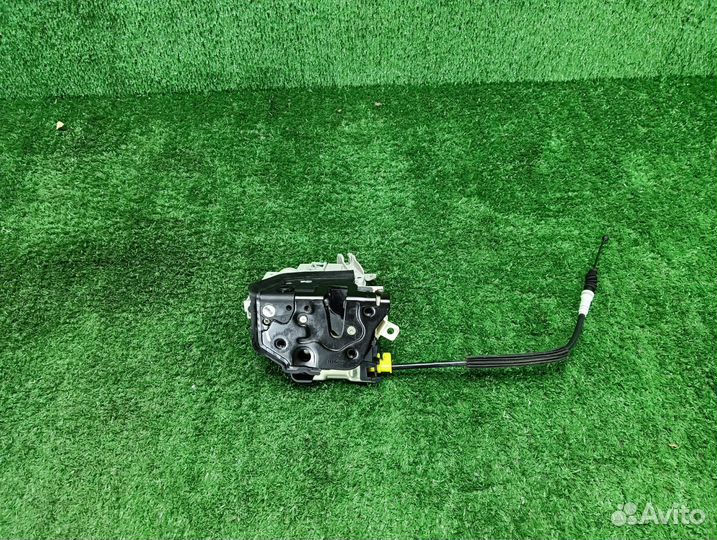 Замок двери задний левый Audi A4 B8 8K