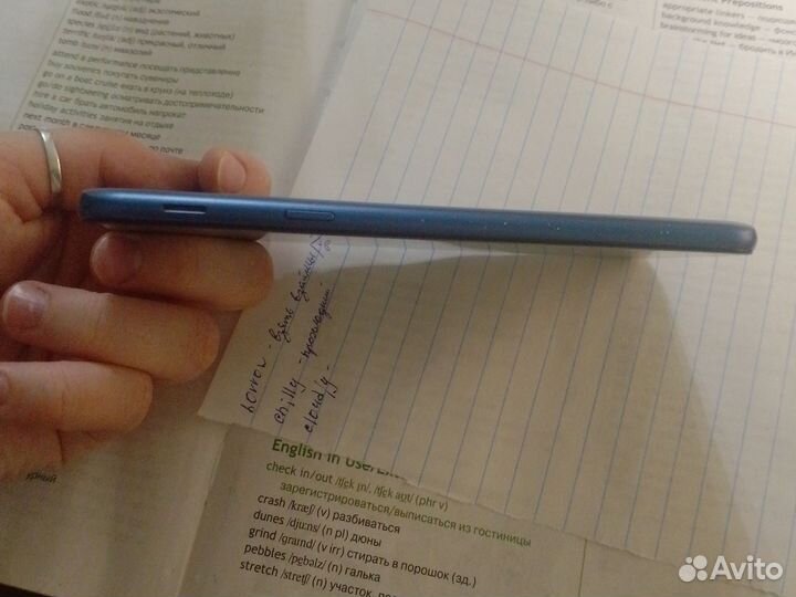 Samsung Galaxy A6, 4/32 ГБ