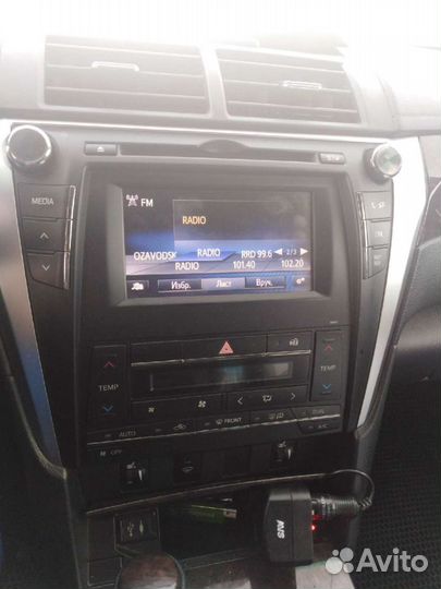 Штатная магнитола Toyota Camry 55