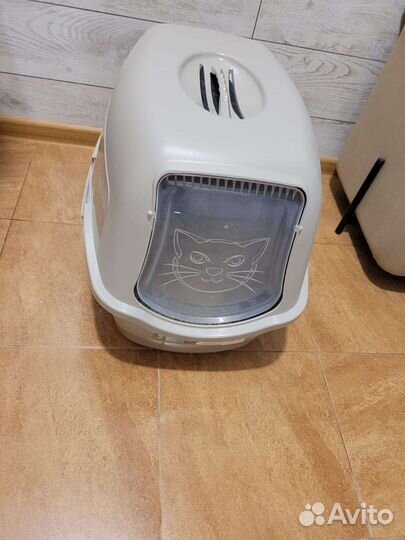 Горшок - домик для кошек, б/у