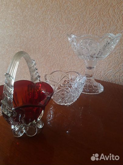 Ваза хрустальная
