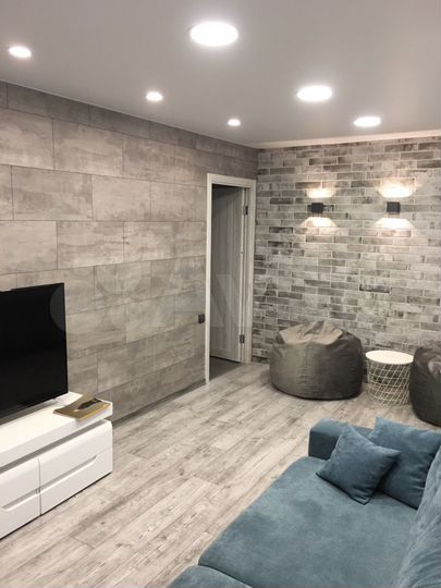 2-к. квартира, 50 м², 1/4 эт.