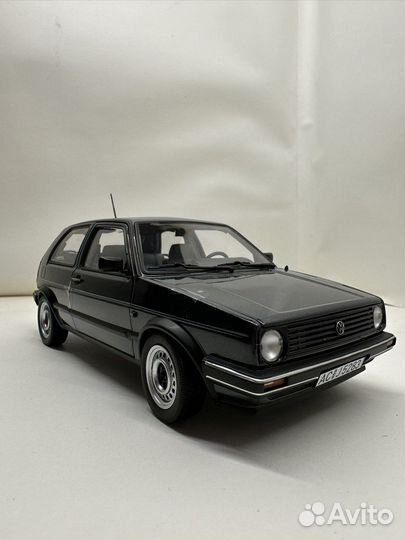 Volkswagen golf 2 1988 1/18 Norev