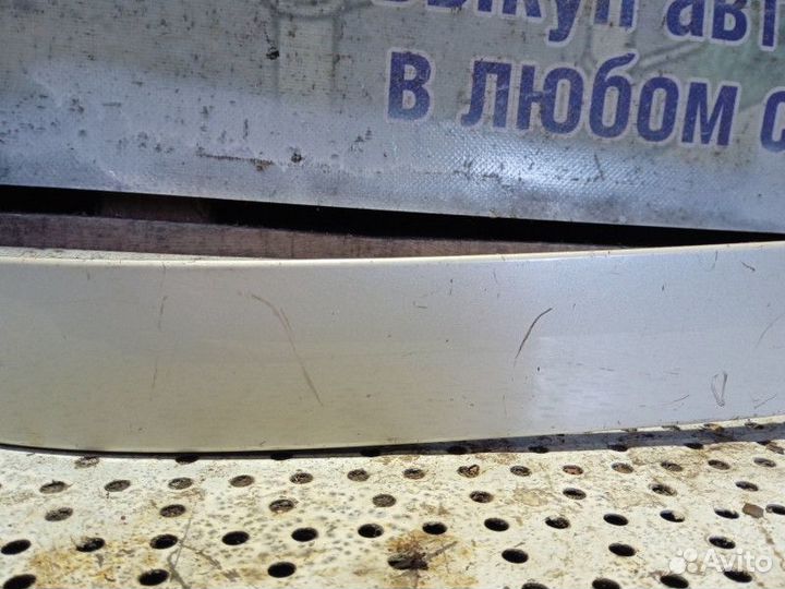 Накладка фары Toyota Alphard II 2008 – 2014