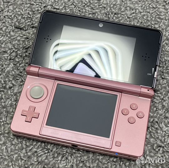 Nintendo 3DS Pink Edition