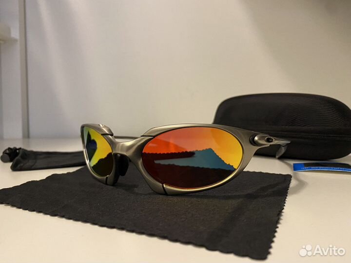 Очки металлические в стиле oakley ретро