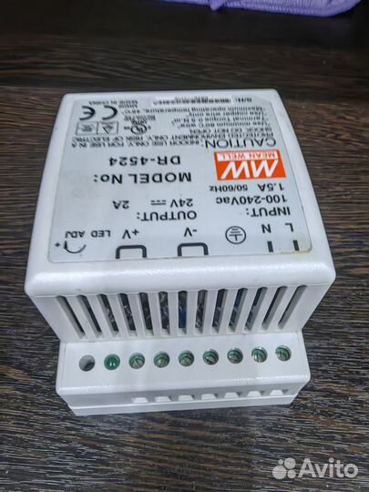 Блок питания 24В Mean Well DR-4524
