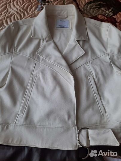 Юбки (ткань и эко кожа) пиджак (Bershka)