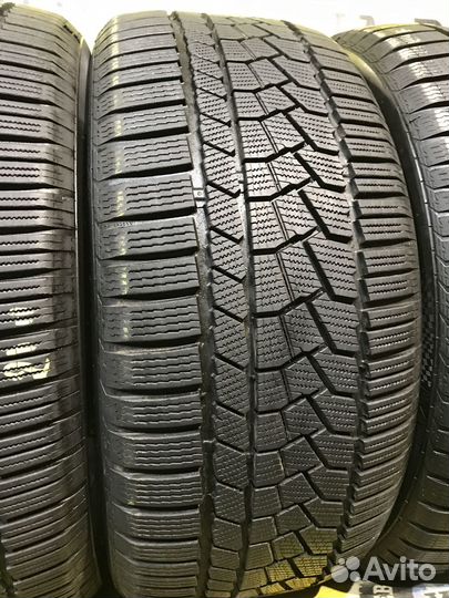 Continental ContiWinterContact TS 860S 275/50 R21 и 315/45 R21 113V