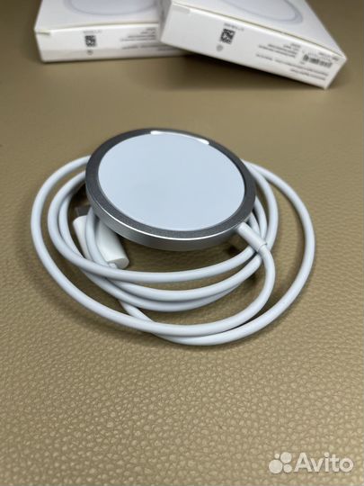 Apple magsafe charger беспроводная зарядка