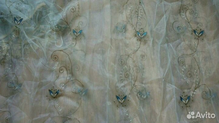 Готовый новый комплект на окно