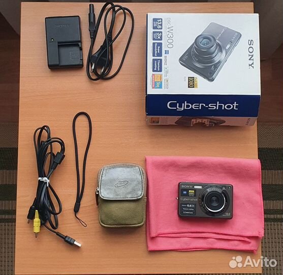 Sony Cyber-shot DSC-W300