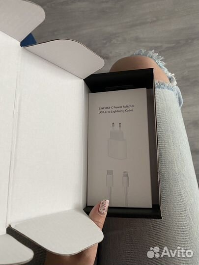 Новая зарядка iPhone не оригинал