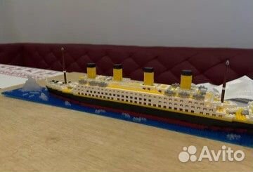 Конструктор титаник. 1860 деталей. Новый