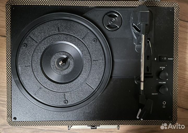 Виниловый проигрыватель Crosley