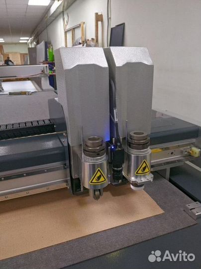 Планшетный режущий плоттер T-CUT DC 3235