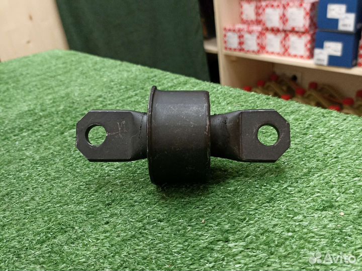 Сайлентблок заднего рычага Mazda 3 (2003-2009г)