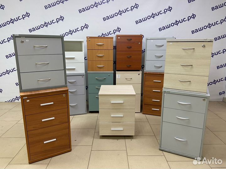 Тумбы подкатные приставные распашные