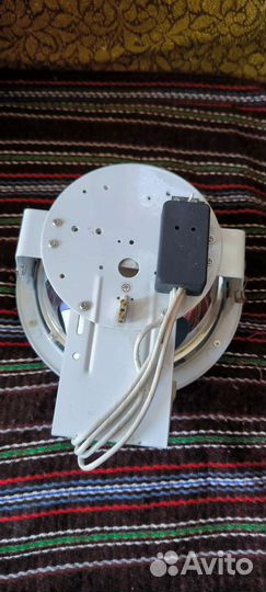 Светильник потолочный встраиваемый с двумя лампами