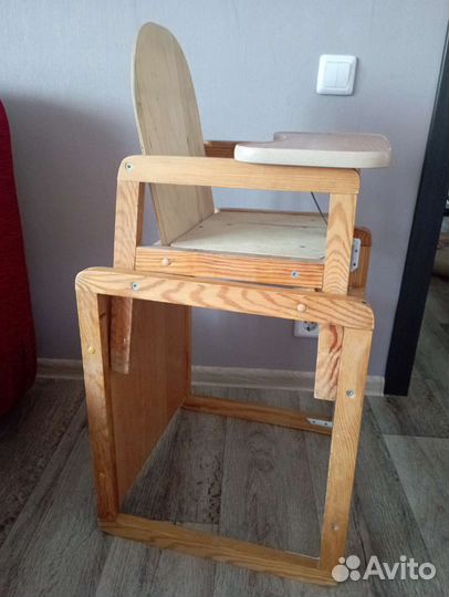 Столик для кормления ребенка