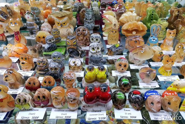 Фигурки из селенита, сувениры