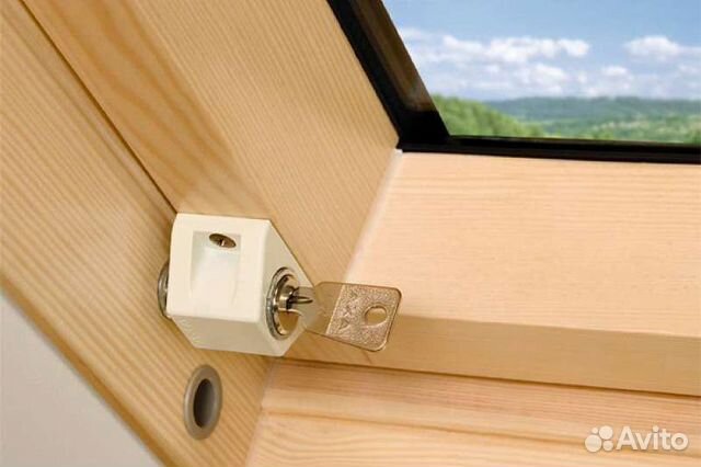Замок на мансардные окна