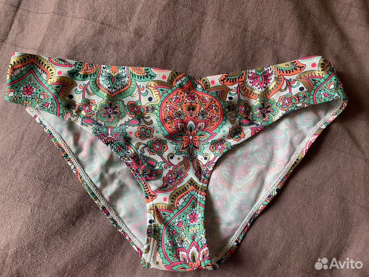 Купальник на девочку (р. 158)