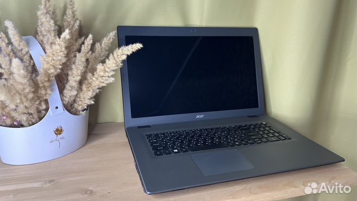 Ноутбук Acer Aspire E5-722 (SSD/8Gb/17