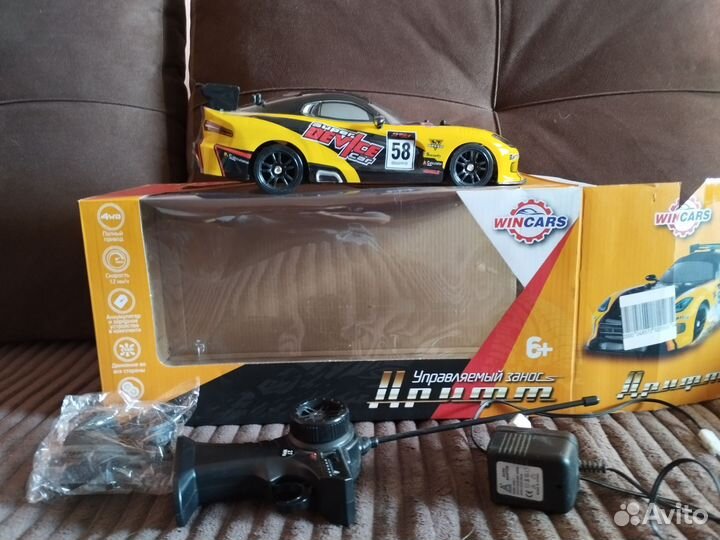 Машина радиоуправляемая детская