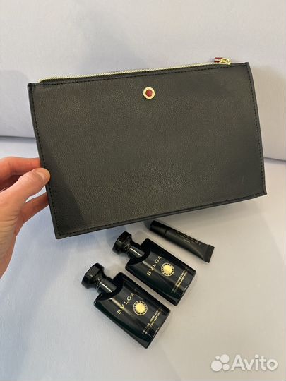 Bvlgari уход в красивой косметичке