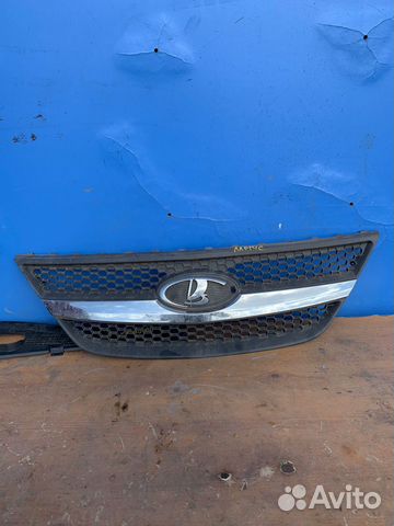 Решетка радиатора LADA Largus 2011