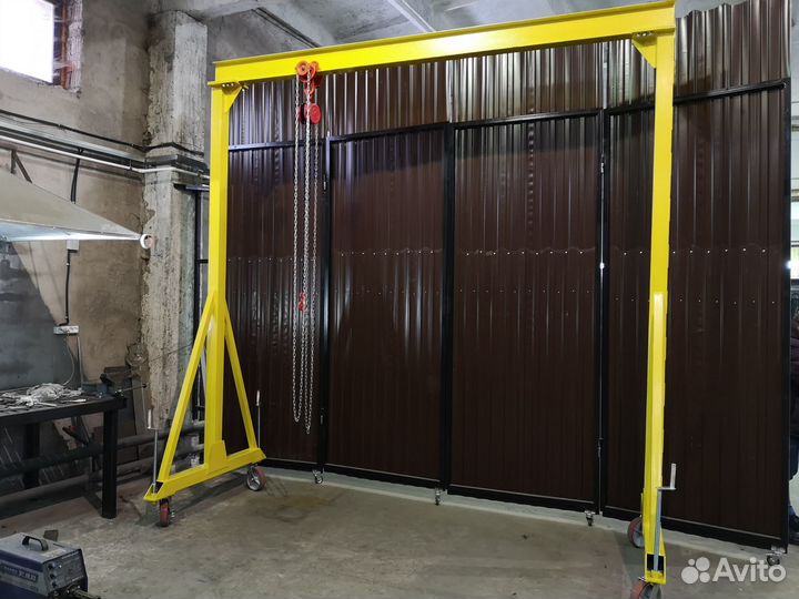 Кран козловой мобильный