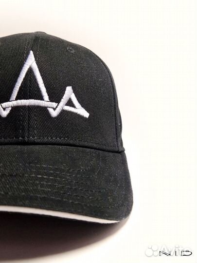 Вышивка на бейсболках