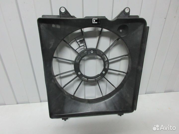 Диффузор радиатора honda CR-V 07