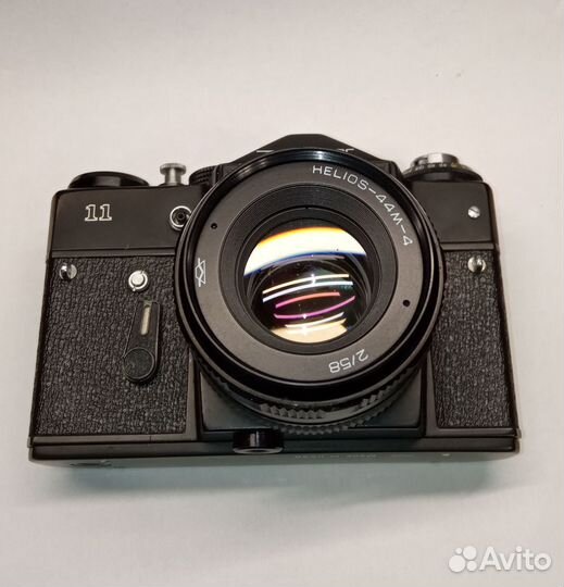 Фотоаппарат Зенит 11 объектив helios-44м-4 СССР