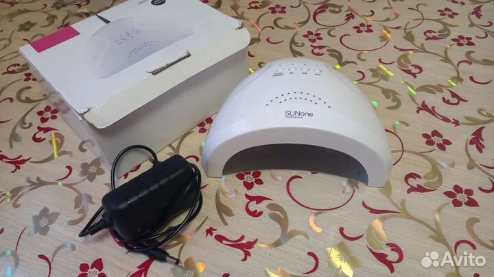 Лампа для ногтей