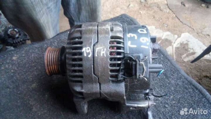 Генератор Volkswagen Golf 3