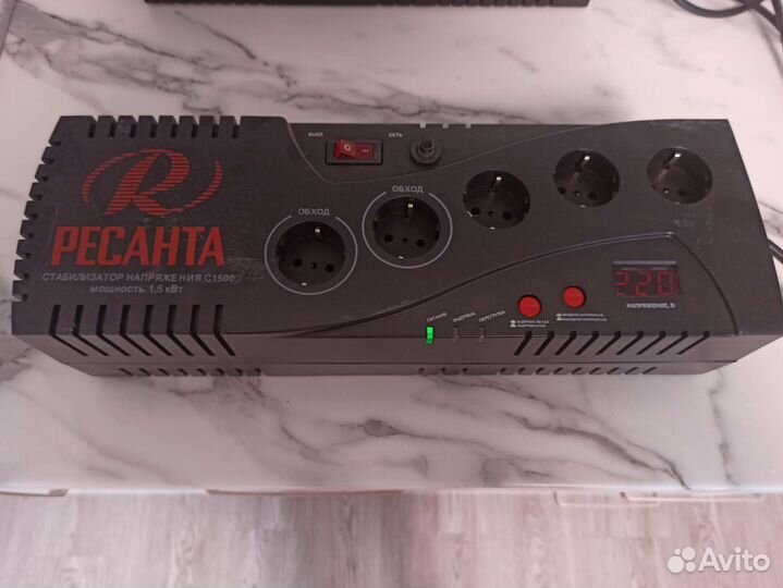 Сетевой фильтр/Стабилизатор напряжения на 1.5 кВт