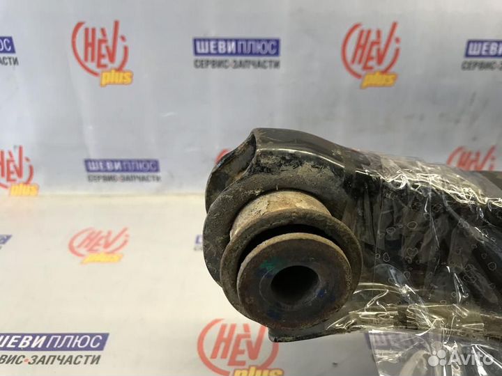 Рычаг задний, нижний, правый Cadillac SRX