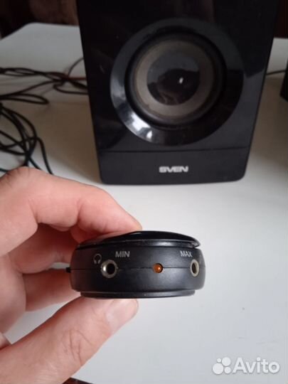 Акустическая система Logitech S220