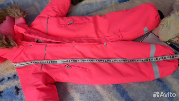 Зимний комбинезон для девочки