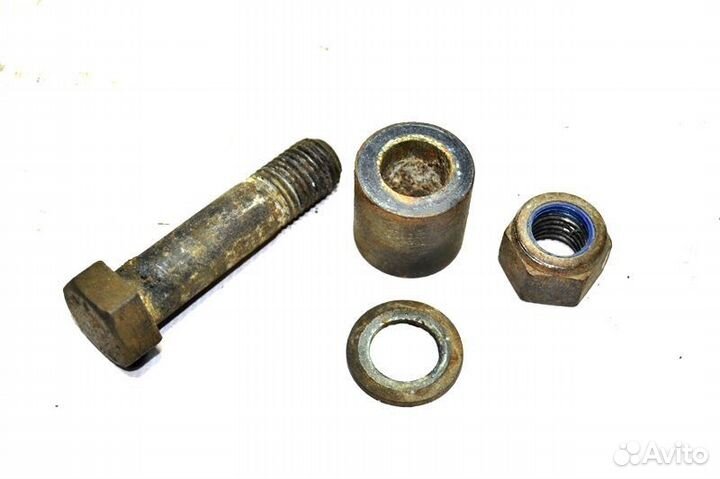 Болт рамы scania G-series (01.04)