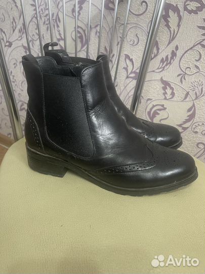 Ботинки кожаные челси 39