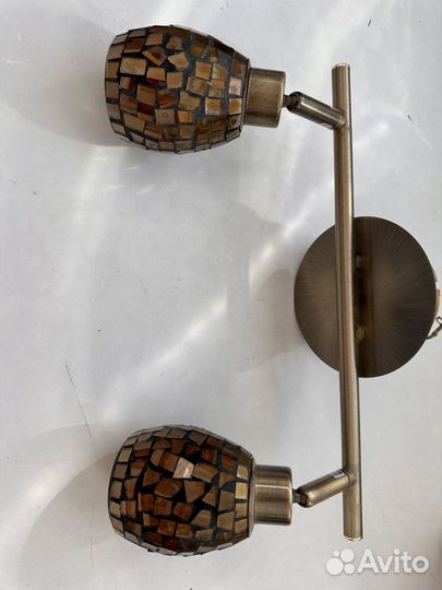 Лампа настенная, точечники потолочные