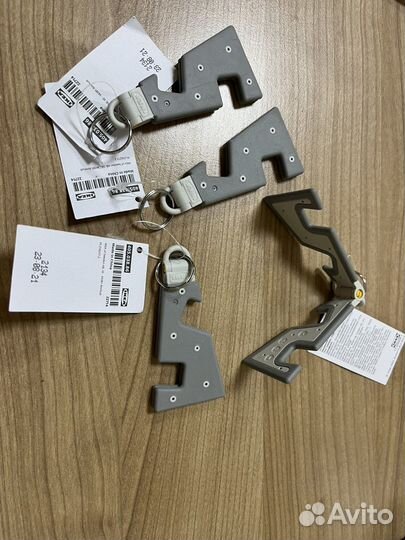 Скатерть дорожка и брелок подставка смартфон Икеа