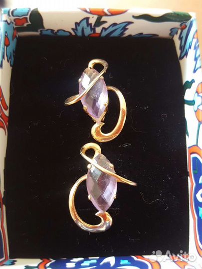 Серьги золотые