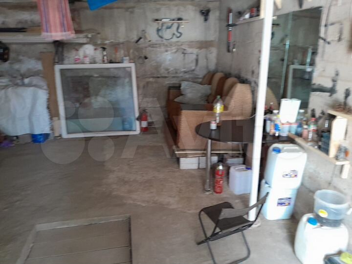 Гараж, > 30 м²